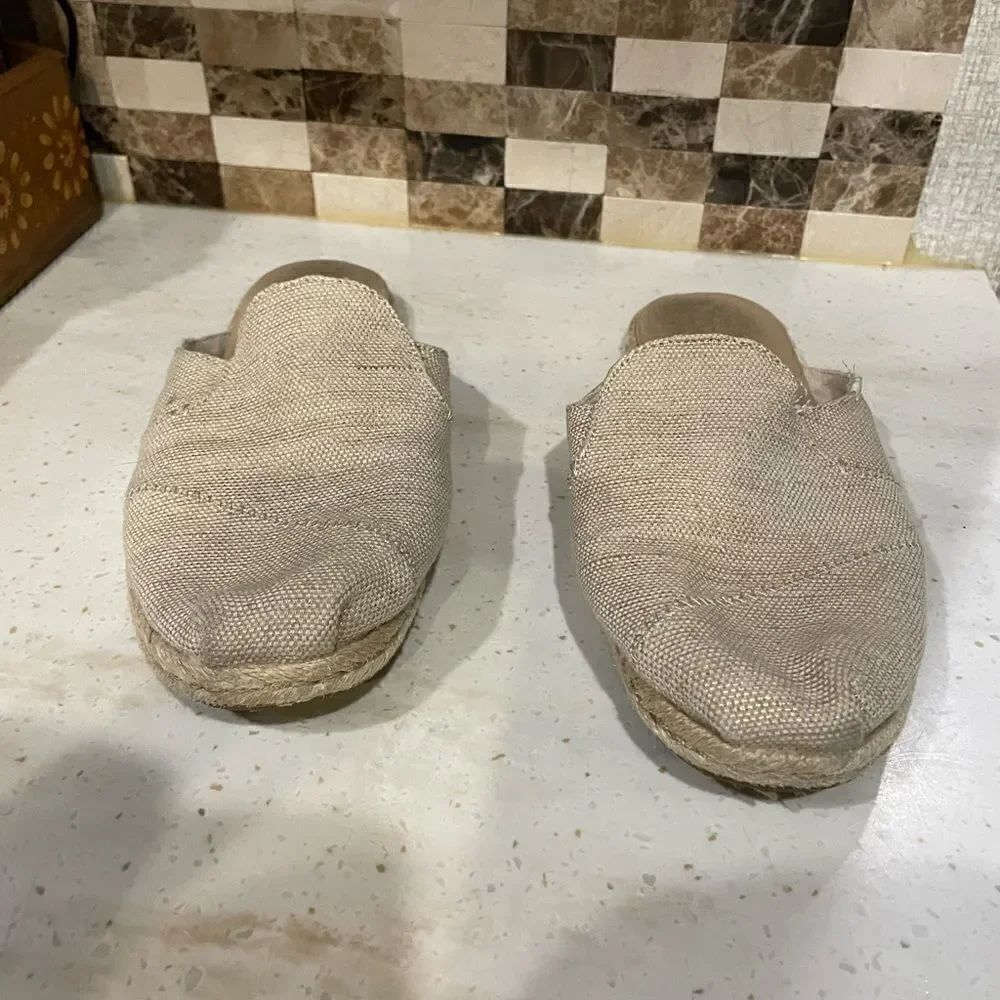 Toms Slip on Shoes 